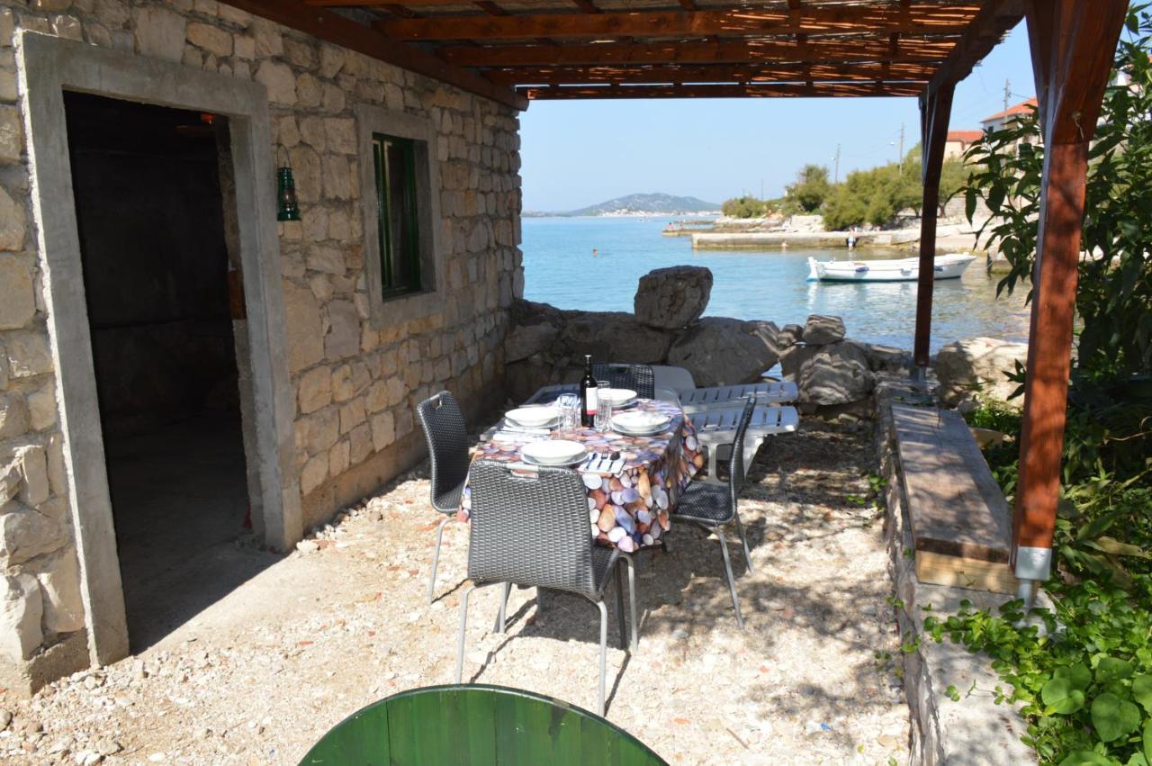 Studio Apartman Kata Prvic Sepurine Εξωτερικό φωτογραφία