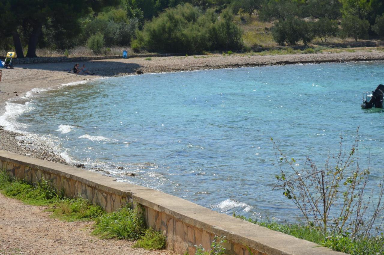Studio Apartman Kata Prvic Sepurine Εξωτερικό φωτογραφία