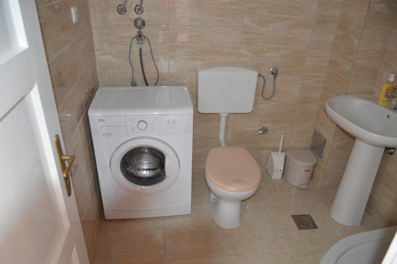 Studio Apartman Kata Prvic Sepurine Εξωτερικό φωτογραφία