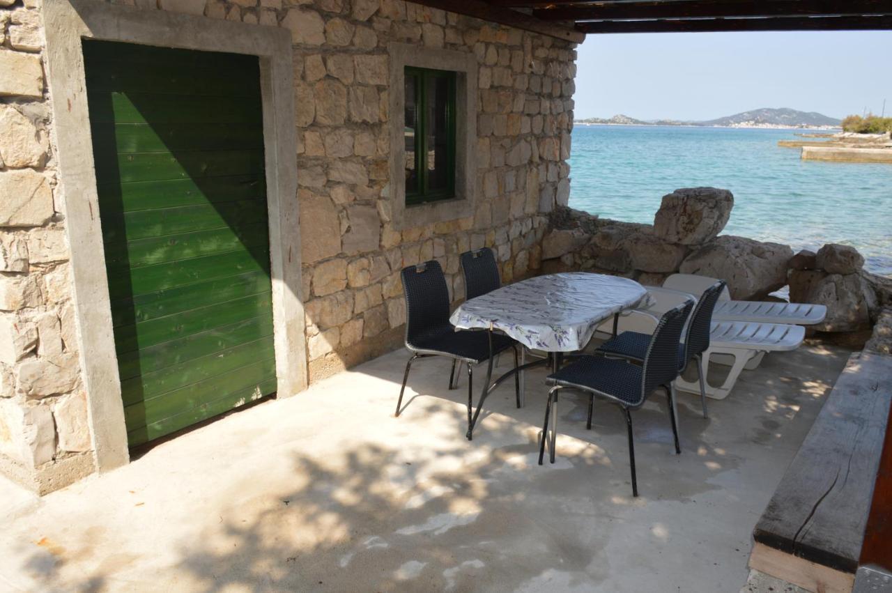 Studio Apartman Kata Prvic Sepurine Εξωτερικό φωτογραφία