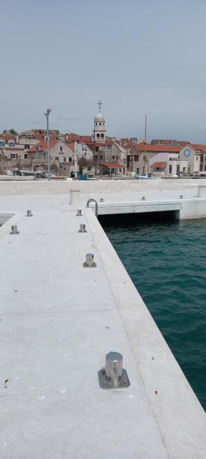 Studio Apartman Kata Prvic Sepurine Εξωτερικό φωτογραφία
